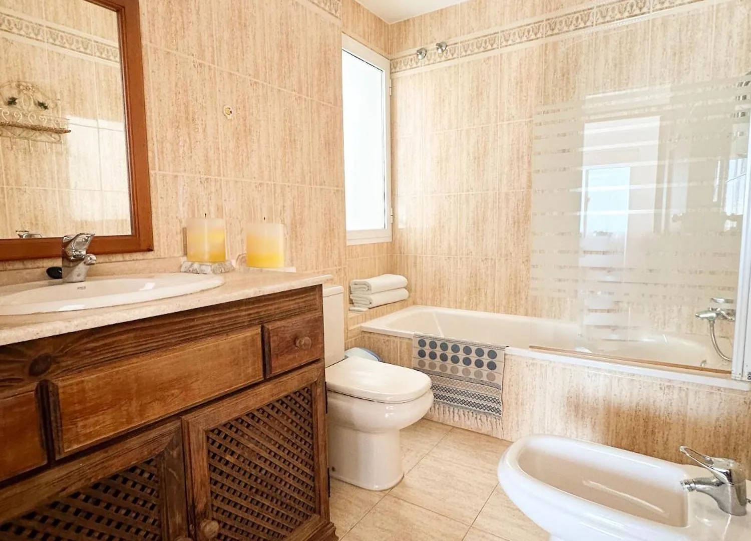 公寓 Apartamento Aguamarina 5B Primera Linea De Playa 埃斯特波纳